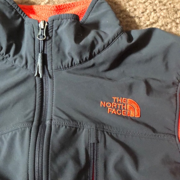 North face Men’s jacket - Picture 2 of 3